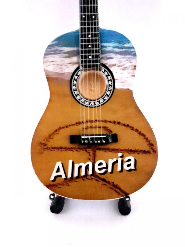 replica mini guitarra 25 cm almeria